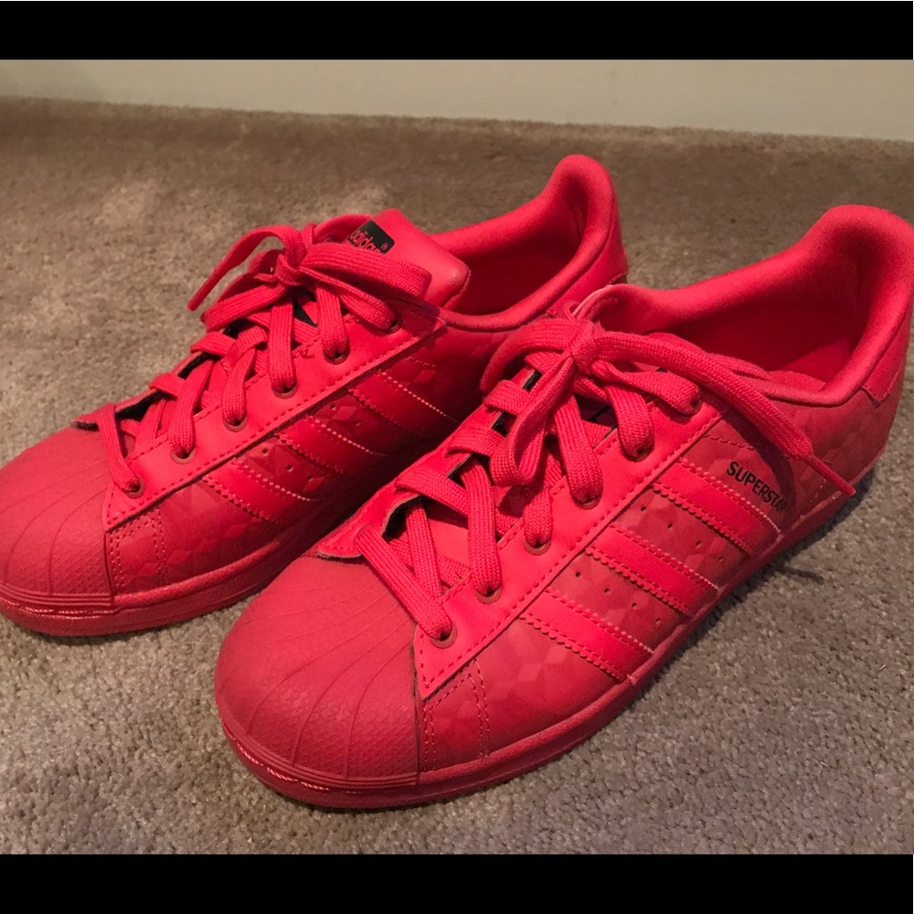 ALL RED Adidas shell toe